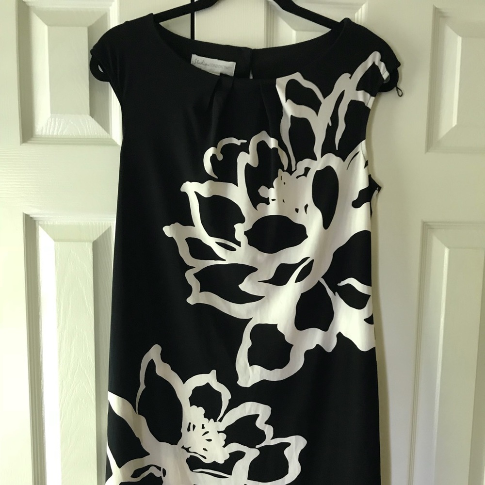 Black and white flower dress